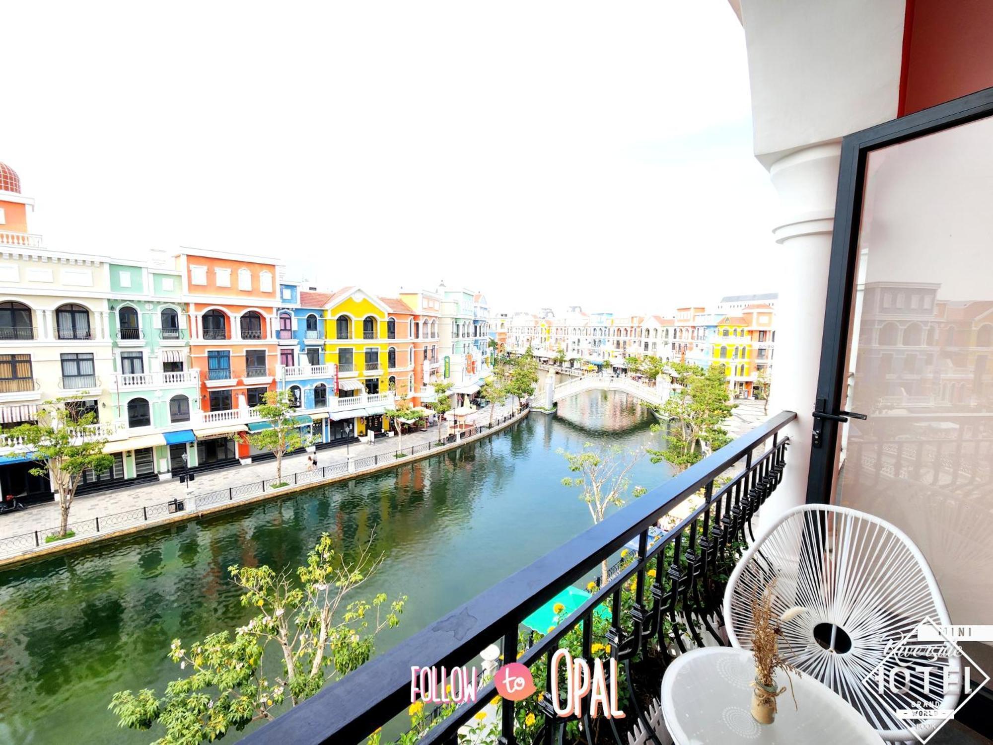 Riverside Mini Hotel Grand World 두옹 동 외부 사진