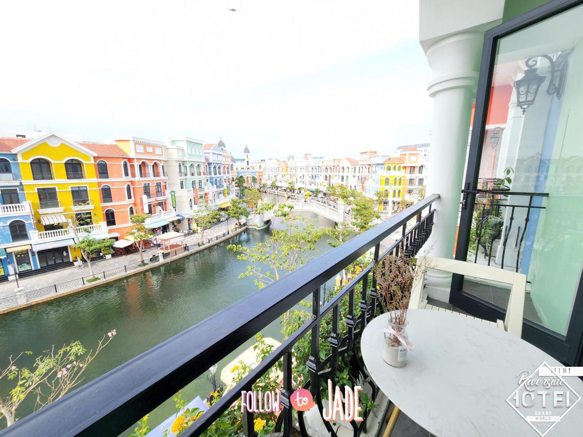 Riverside Mini Hotel Grand World 두옹 동 외부 사진
