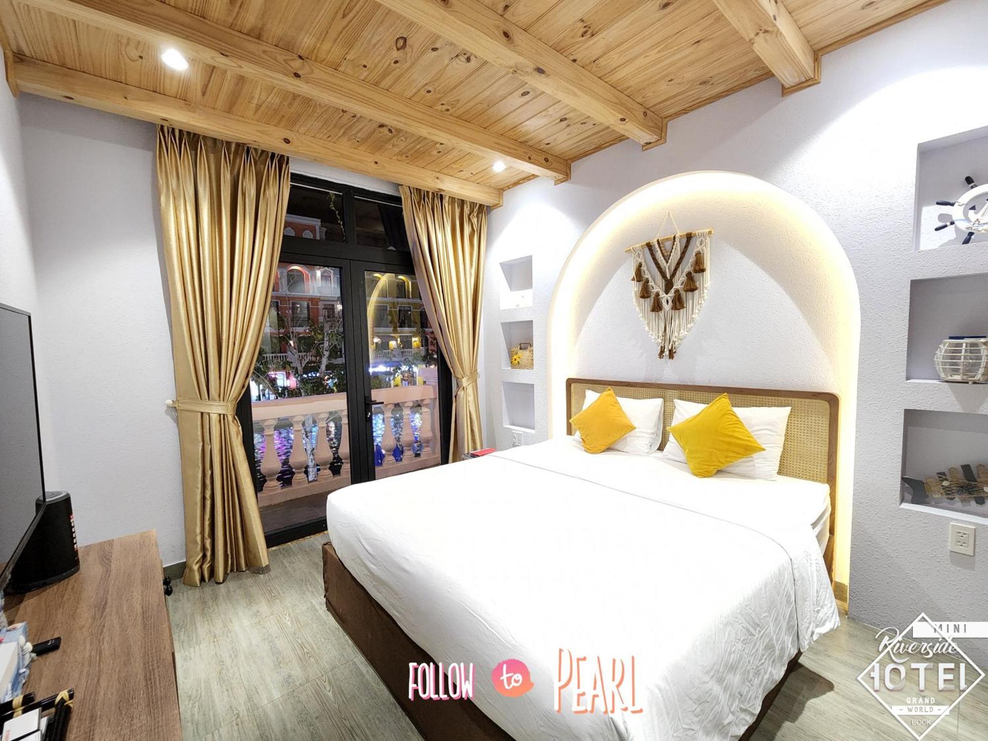 Riverside Mini Hotel Grand World 두옹 동 외부 사진